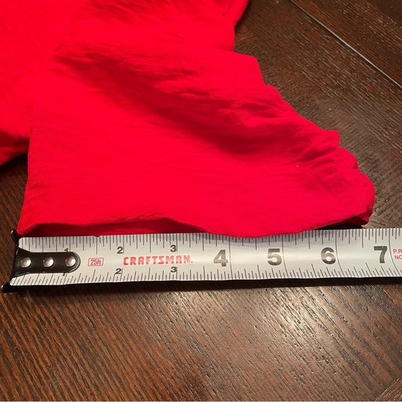 NWT Adrienne Red Ruched Sleeves V-Neck Top | Size Large - Picture 12 of 15